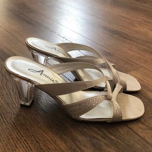 Beautiful heels with rhinestone embellishment